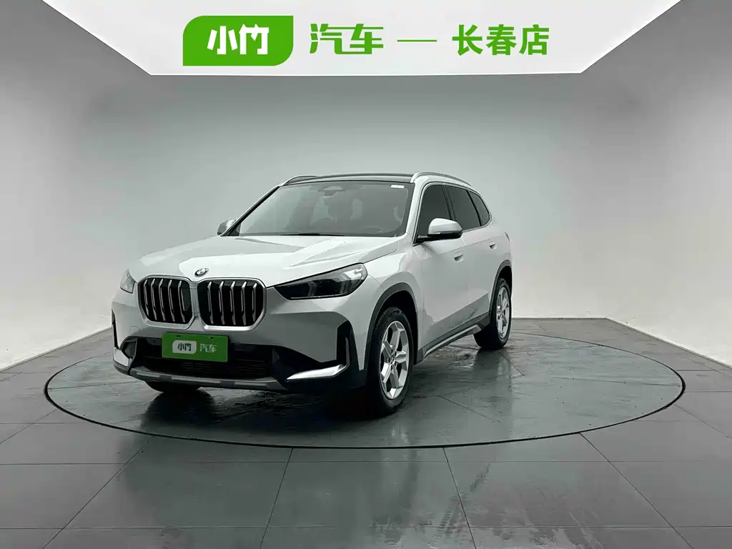 BMW X1 2024 — фото 1