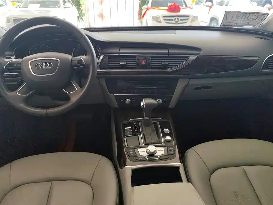 Audi A6L 2013 — фото 12