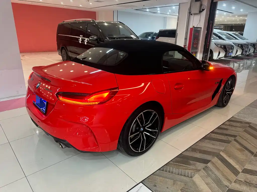 BMW Z4 2021 — фото 12