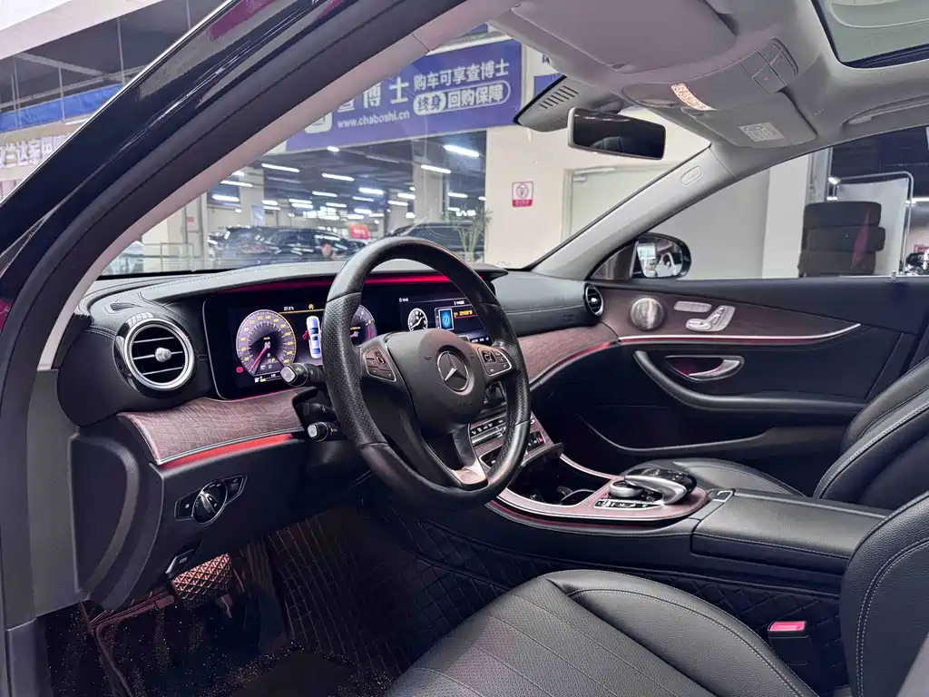 Mercedes-Benz E-Class 2018 — фото 14