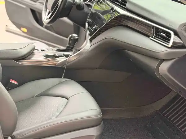 Toyota Camry 2019