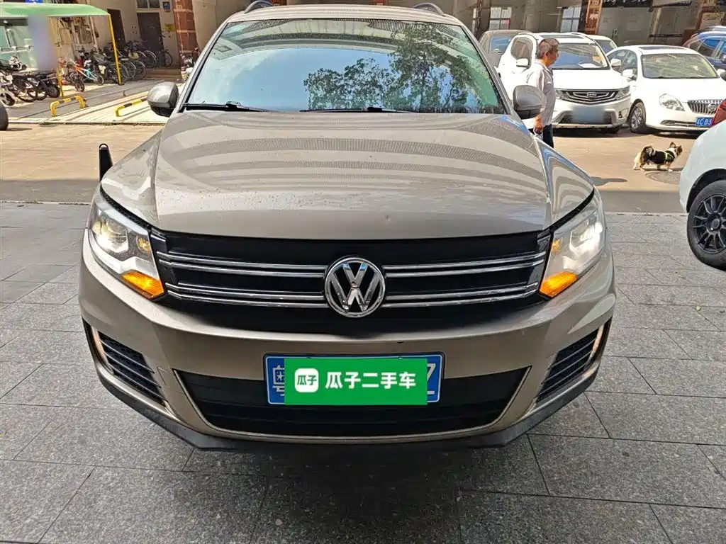 Volkswagen Tiguan 2015 — фото 3