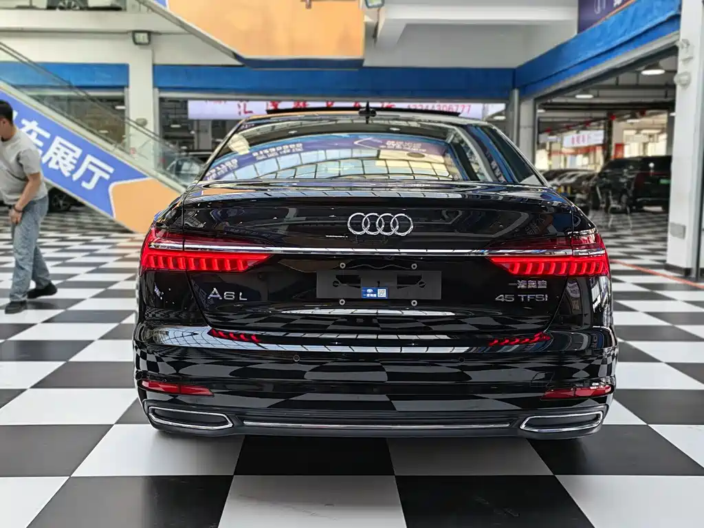 Audi A6L 2021 — фото 5
