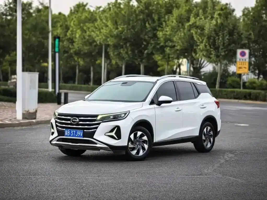 GAC Trumpchi GS4 2021 — фото 1