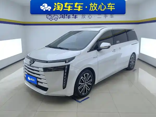 GAC Trumpchi E8 PHEV 2024