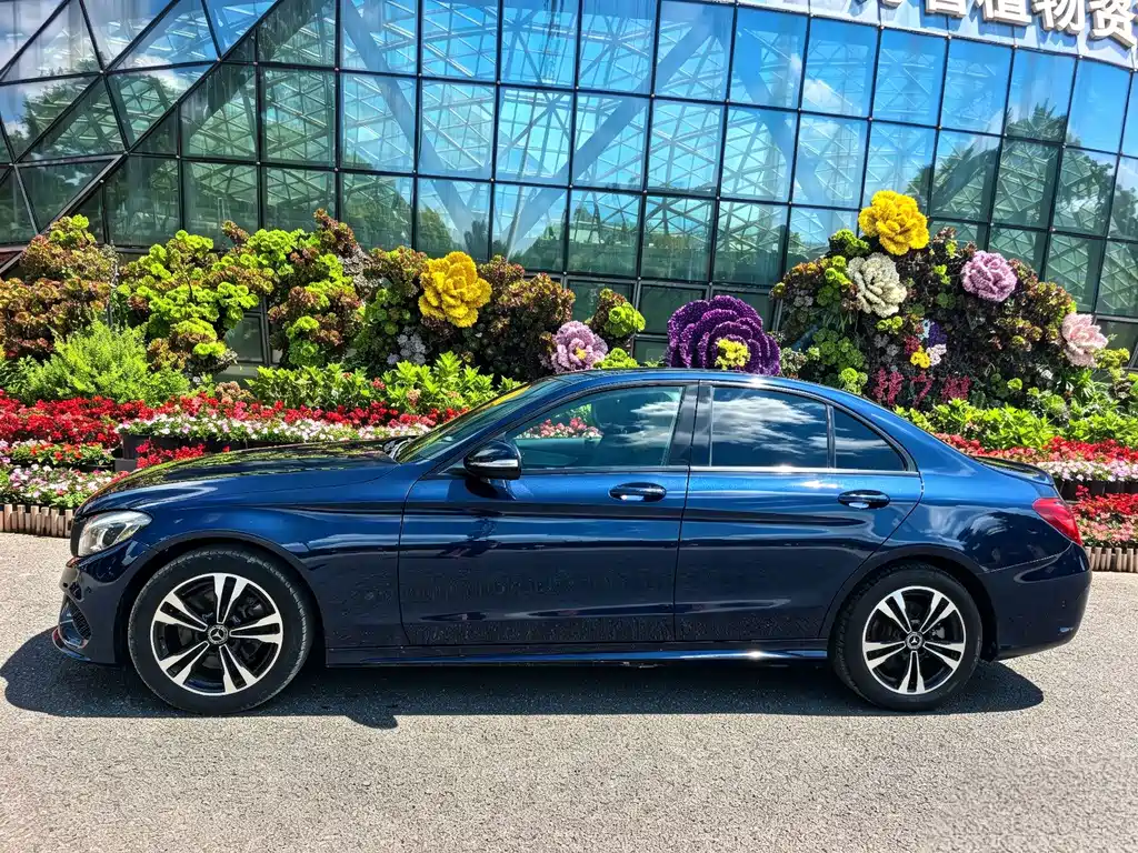 Mercedes-Benz C-Class 2017