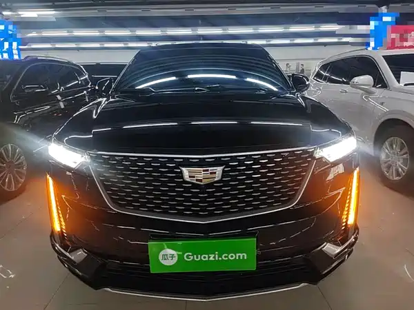 Cadillac XT6 2021