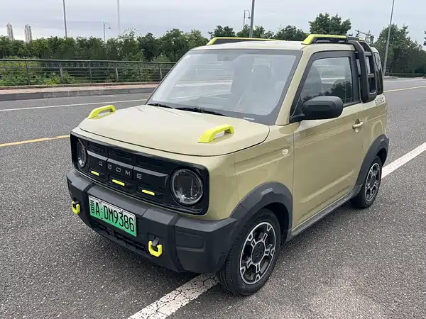 Geely Galaxy Panda 2023
