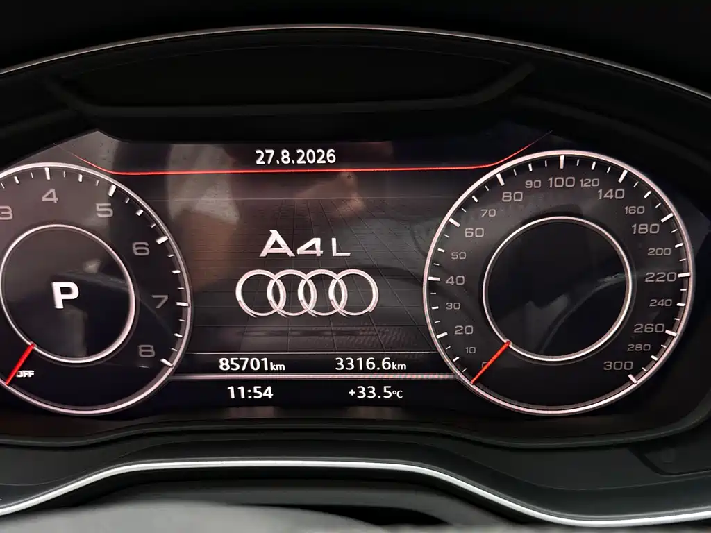 Audi A4L 2019 — фото 10