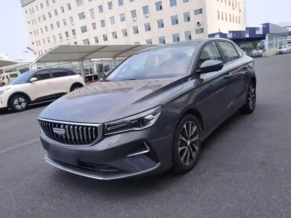 Geely Emgrand 2025