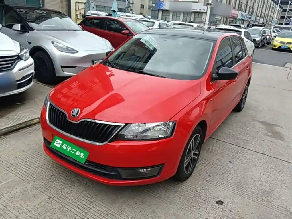 Skoda Rapid Spaceback 2016