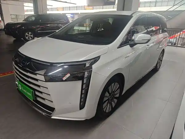 GAC Trumpchi E8 PHEV 2024