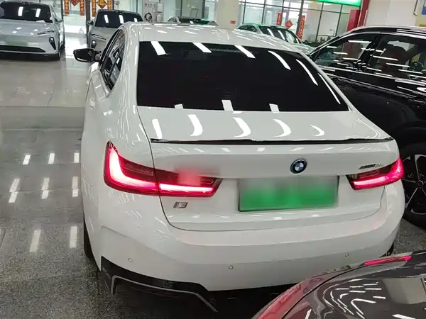 BMW i3 2023