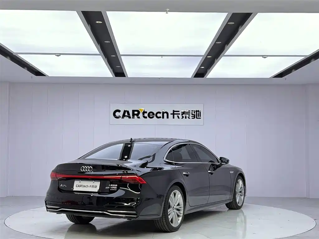 Audi A7L 2024 — фото 7