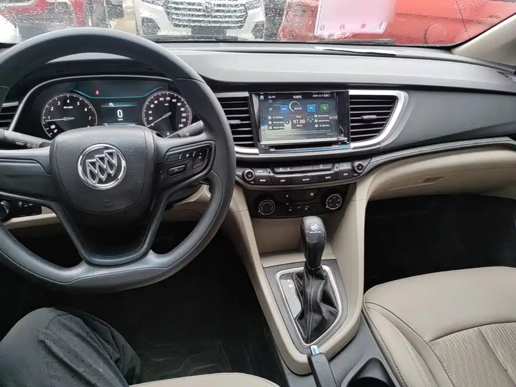 Buick Excelle 2016 — фото 10