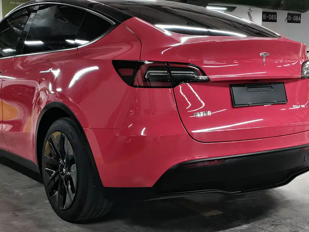 Tesla Model Y 2023 — фото 15