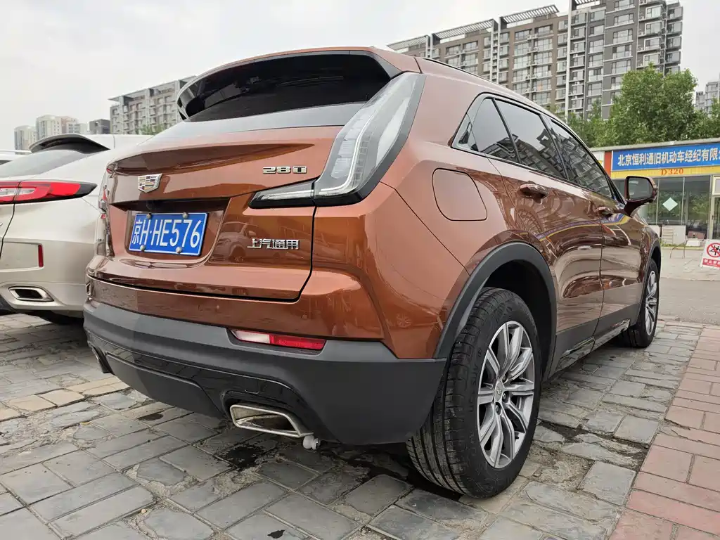 Cadillac XT4 2019 — фото 18