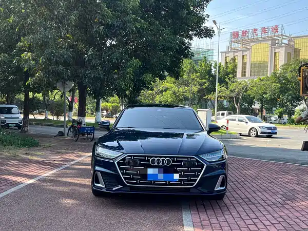 Audi A7L 2023