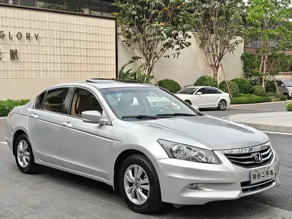 Honda Accord 2011
