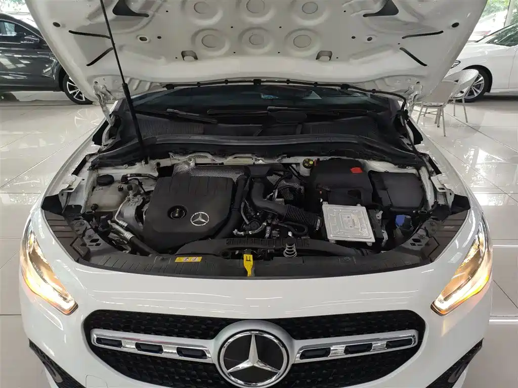 Mercedes-Benz GLA 2021 — фото 10