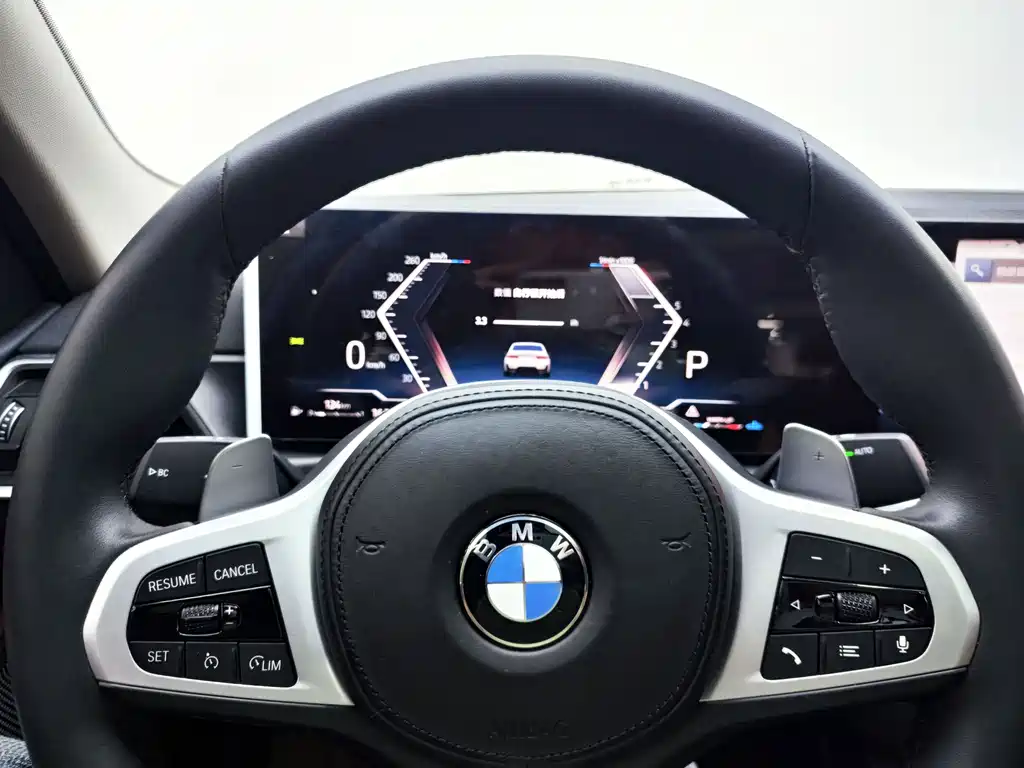 BMW 3 Series 2023 — фото 10