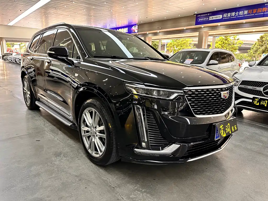 Cadillac XT6 2022 — фото 3