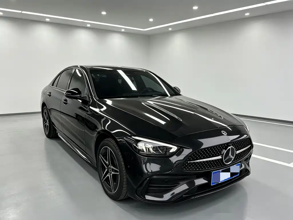Mercedes-Benz C-Class 2025
