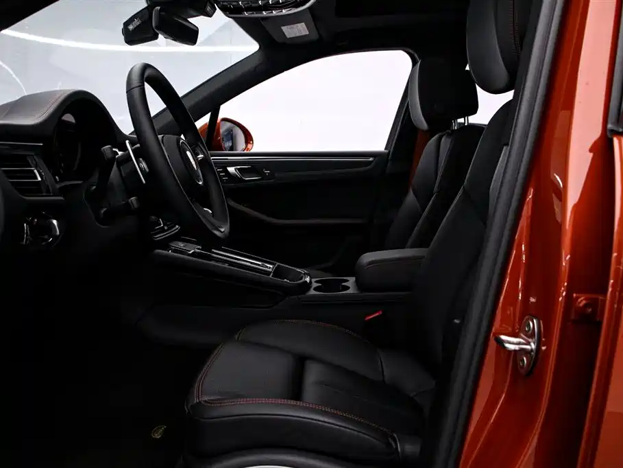 Porsche Macan 2022 — фото 12