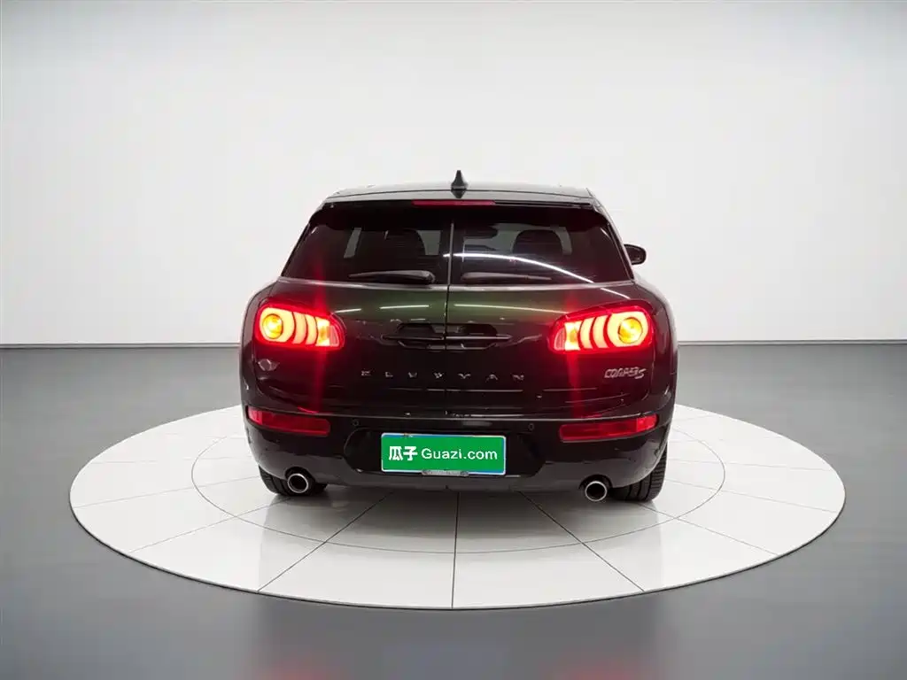 MINI Clubman 2017 — фото 6