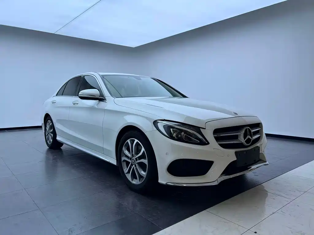Mercedes-Benz C-Class 2017 — фото 1