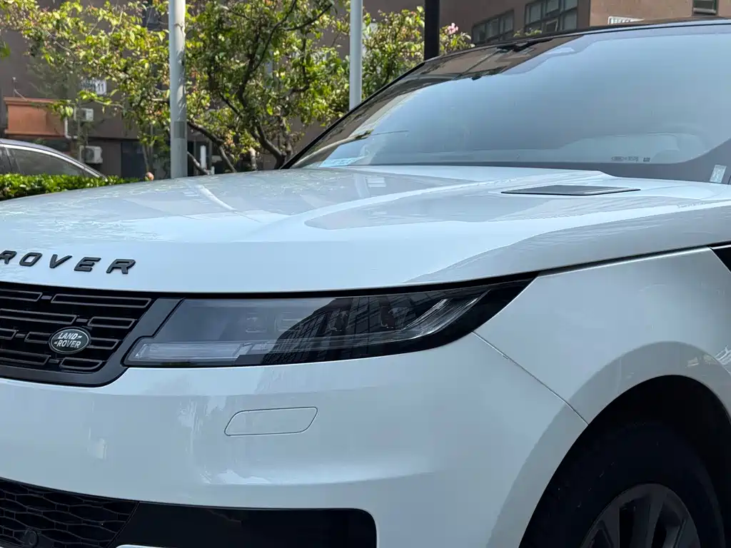 Land Rover Sport 2023 — фото 27