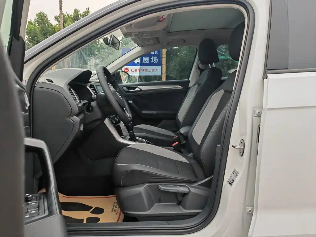 Volkswagen T-Roc 2018