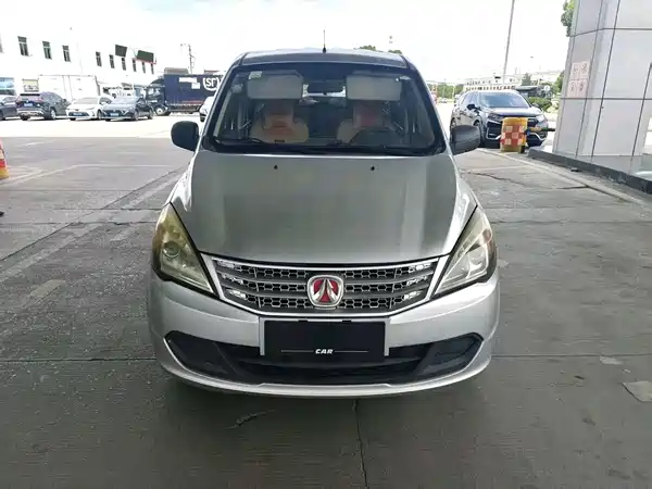 BAIC M20 2016