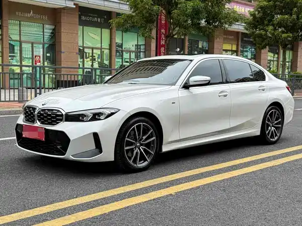 BMW 3 Series 2023
