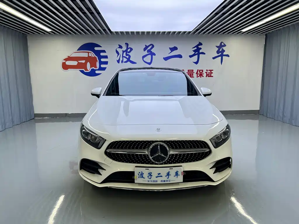 Mercedes-Benz A-Class 2019 — фото 2