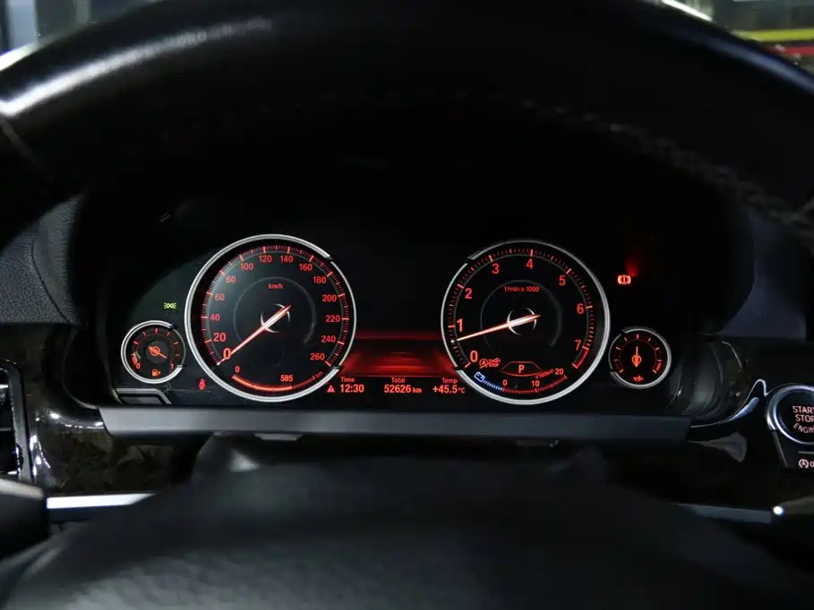 BMW 6 Series 2015 — фото 22