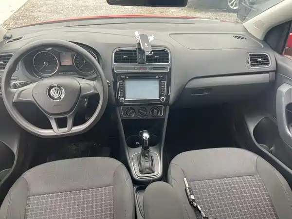 Volkswagen Polo 2014