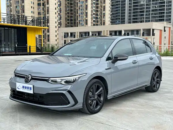 Volkswagen Golf 2022