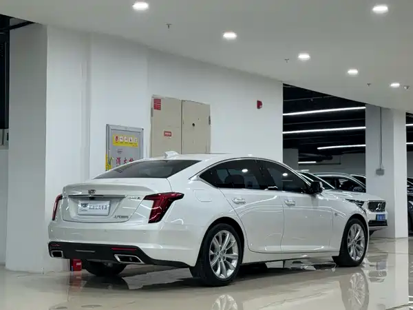 Cadillac CT5 2024