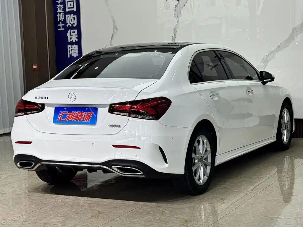 Mercedes-Benz A-Class 2023 — фото 7