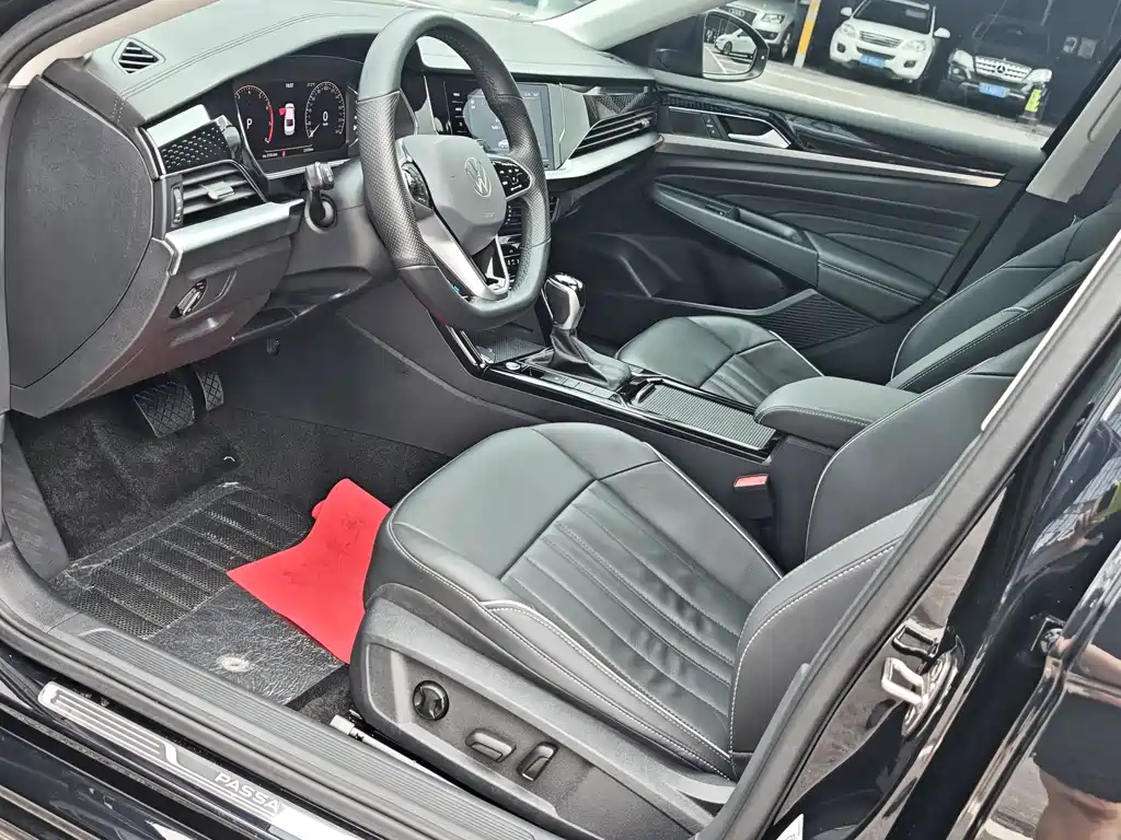 Volkswagen Passat 2023 — фото 12