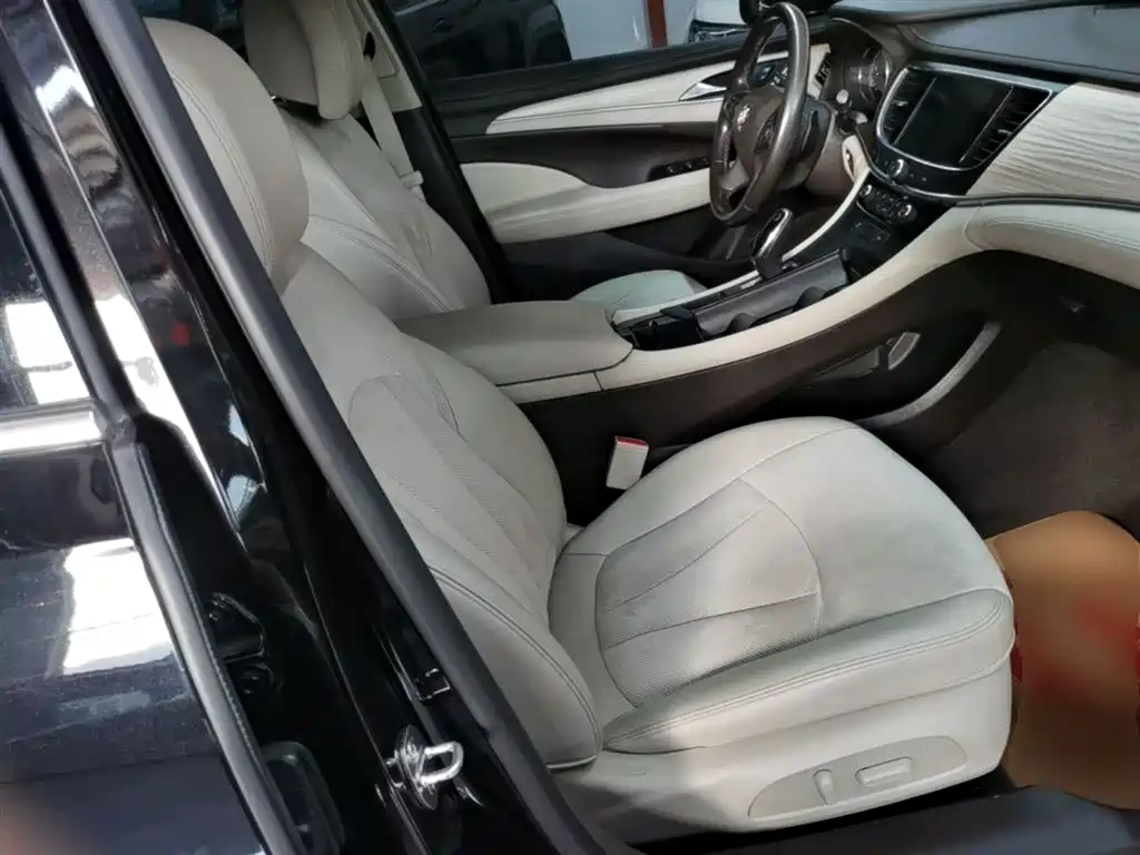 Buick LaCrosse 2019 — фото 25