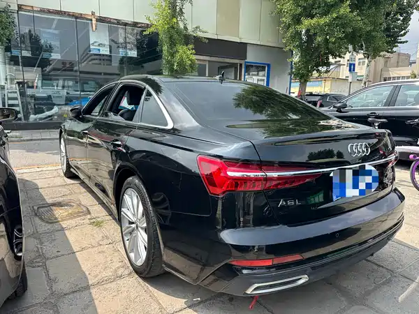 Audi A6L 2021
