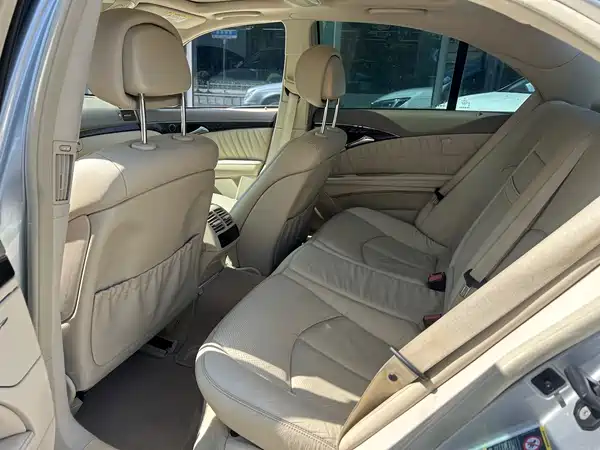 Mercedes-Benz E-Class 2006