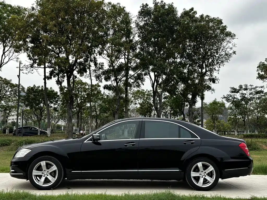 Mercedes-Benz S-Class 2011 — фото 4