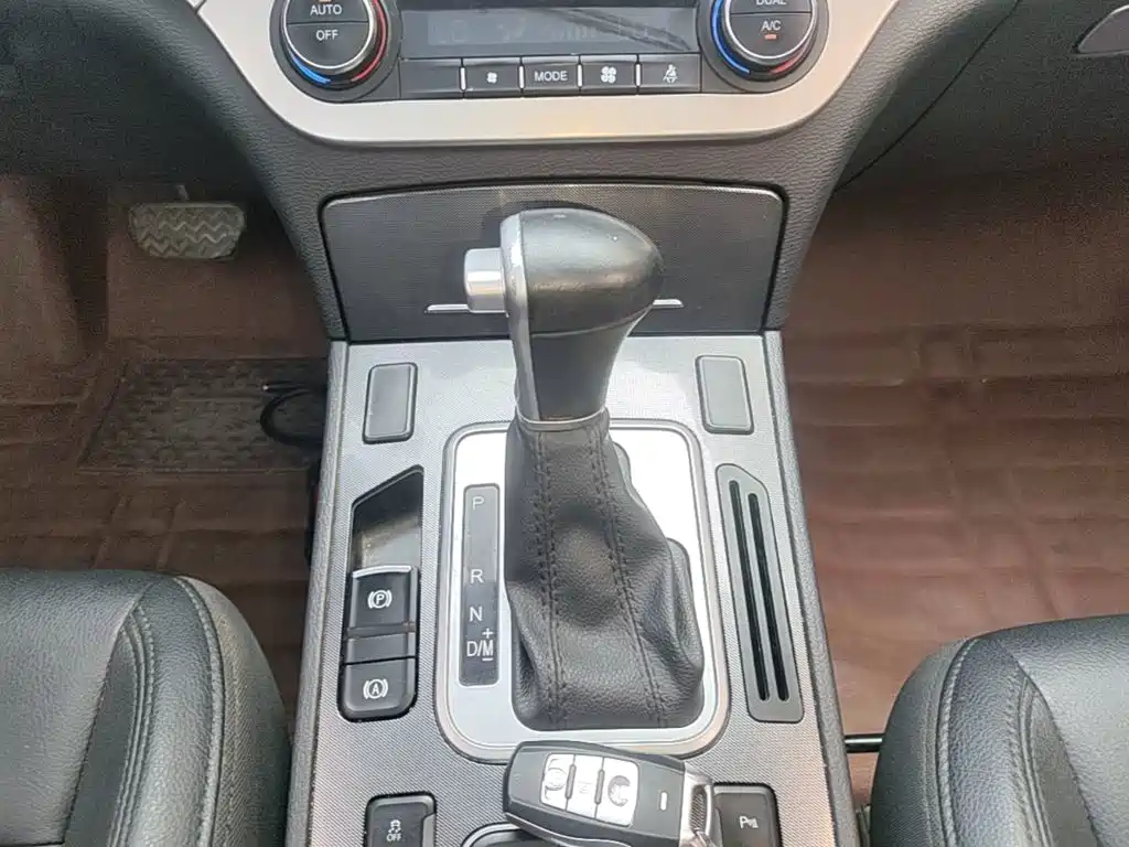 Haval H6 Coupe 2017 — фото 14