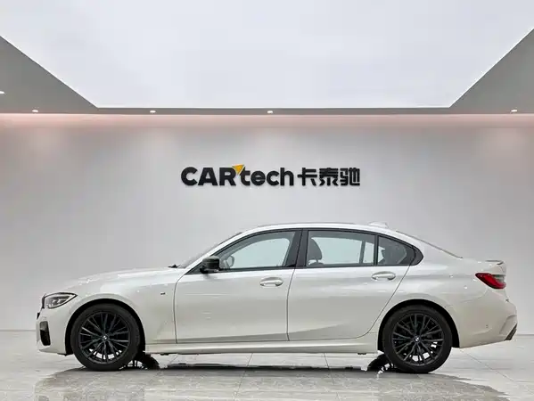 BMW 3 Series 2021