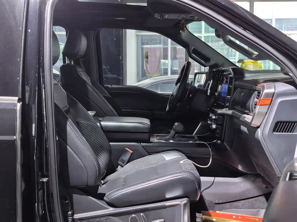 Ford F-150 Raptor 2023 — фото 10