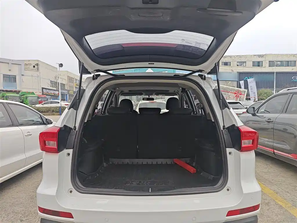 Haval M6 2021 — фото 19