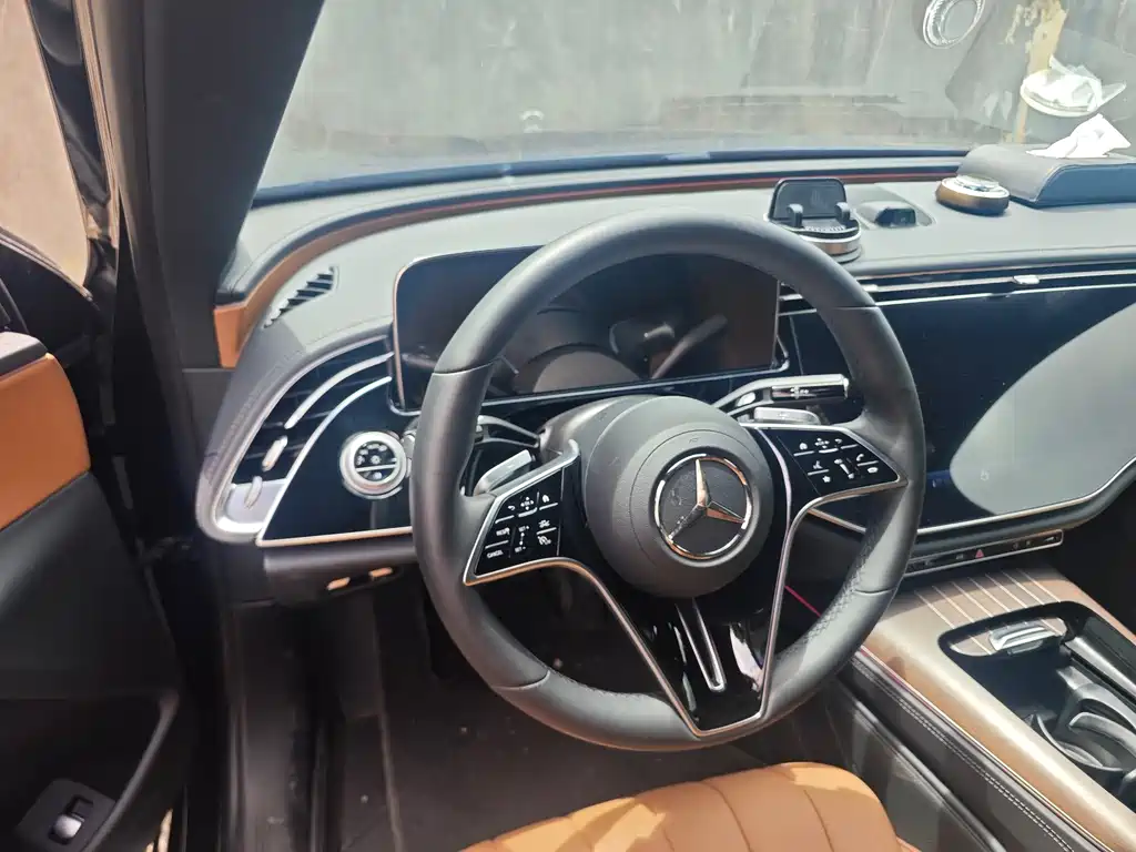 Mercedes-Benz E-Class 2025 — фото 13